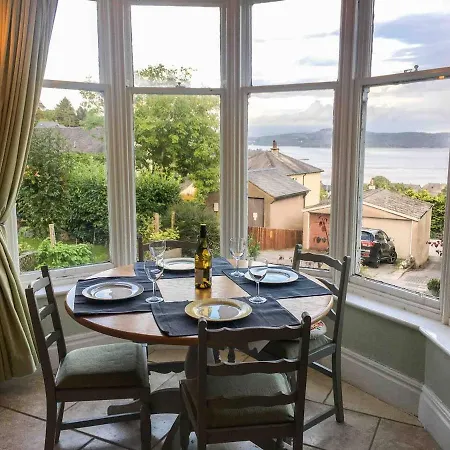 アパート East Bank